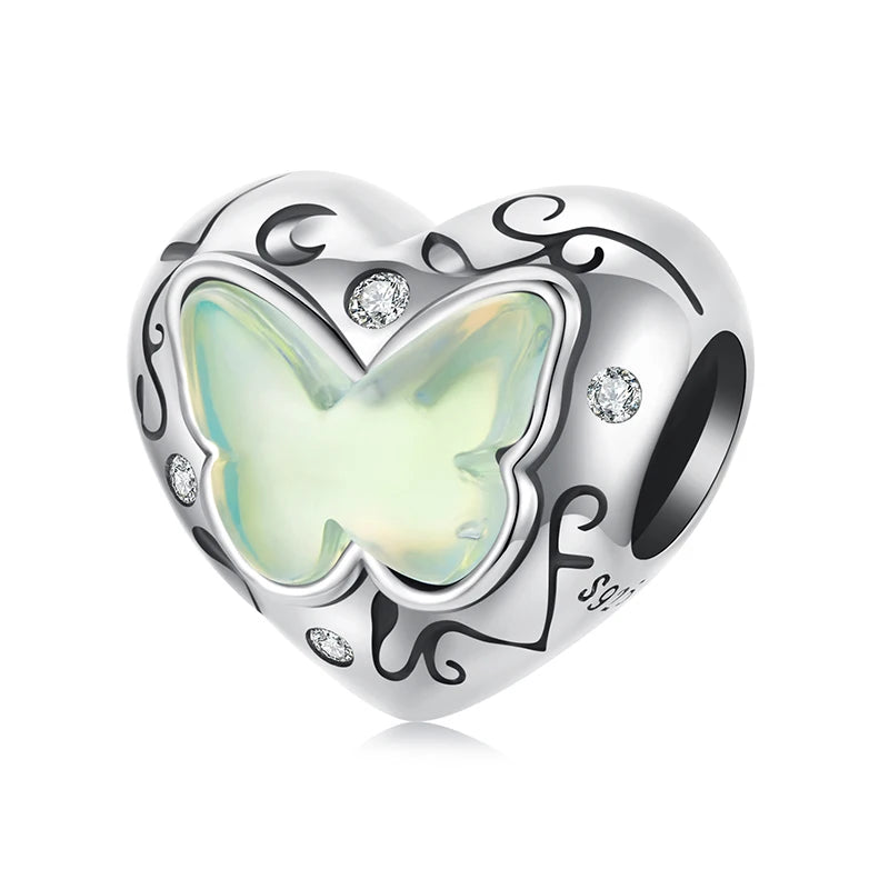 Charm corazón con mariposa de plata 925